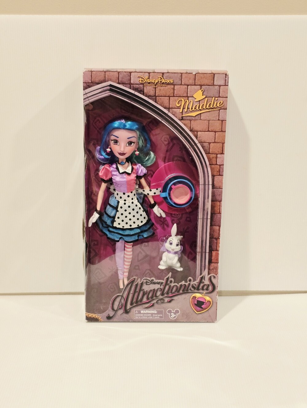 Disney Attractionista Mad Tea Party Maddie Theme Park Doll Alice In Wonderland N